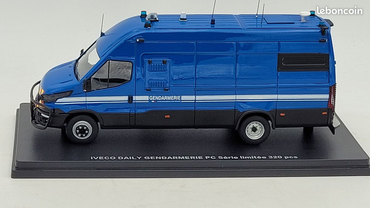🚐 Iveco Daily Poste De Commandement Gendarmerie 2023 - Perfex 1/43ème - Résine