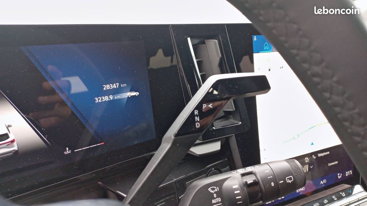 Renault austral mild hybrid 160 auto gsr2 techno (image 16)