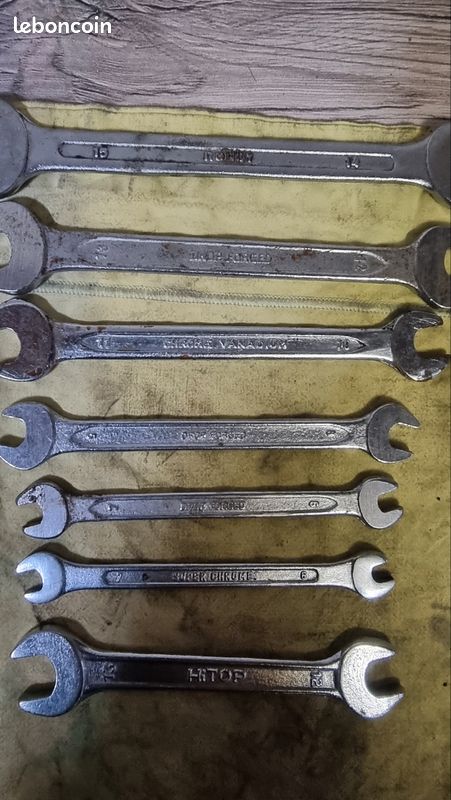 Lot clefs plates (image 1)