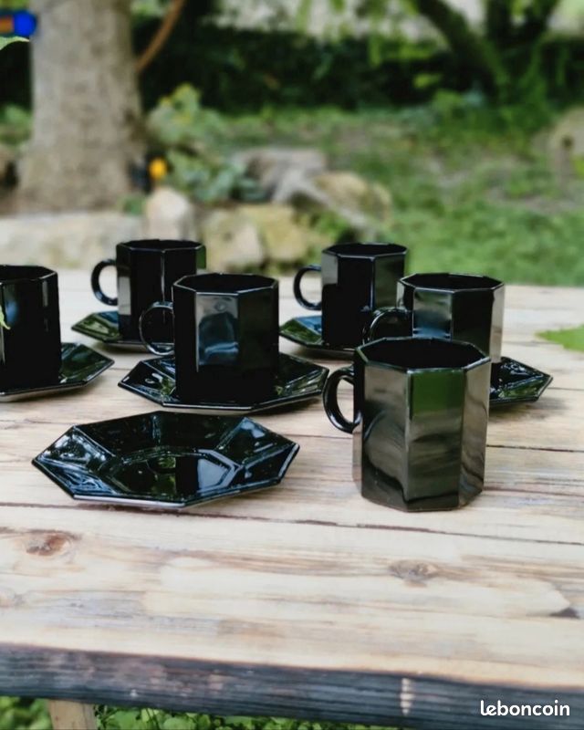 Tasses Sous Tasses Evolution Pensees Arcopal Arques France ( 20