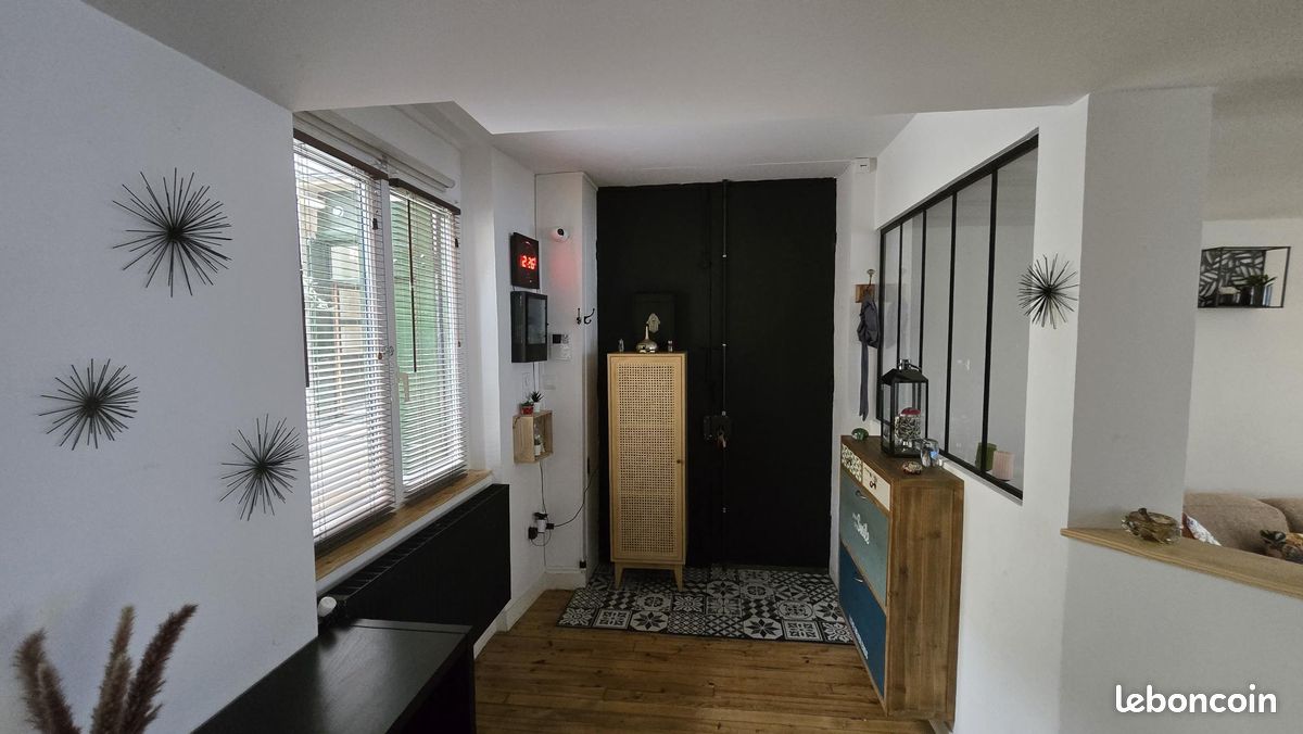 Appartement 2 pièces 107 m² · à Saint-Étienne · 107 m² · 140 000 €