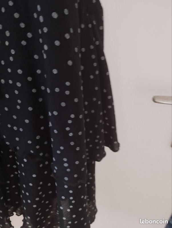 Robe bretelles été, noire à poids blancs, volantée, long 209 cm doublée noire. Taille 38/40 (image 3)