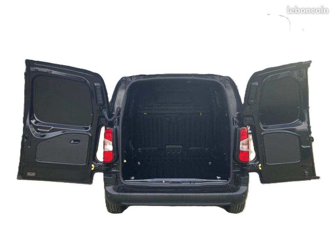 Partner L1 Fourgon Facelift BlueHDI 130 EAT8 Confort 10 KM 21.992 HT (26.390 TTC) (image 3)
