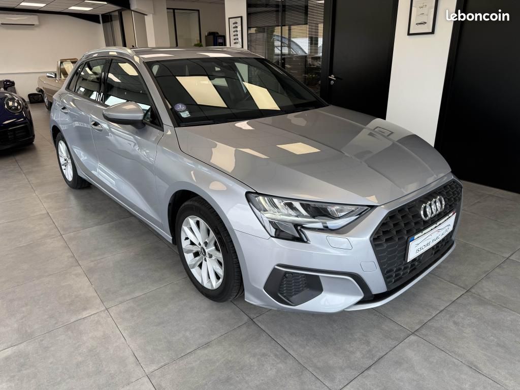 AUDI A3 SPORTBACK 35 TFSI 150 S-Tronic 7 DESIGN (image 2)