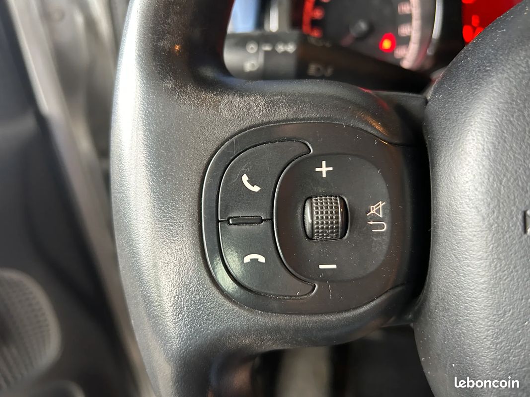 FIAT Panda 1.2 69ch Lounge - 2016 - 78 000 km - Suivi complet - Faible kilométrage - GARANTIE 6 MOIS (image 12)