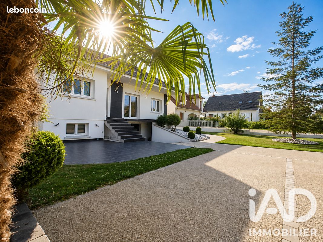 Maison 6 pièces 150 m² · à Saint-Parres-aux-Tertres · 150 m² · 335 000 €