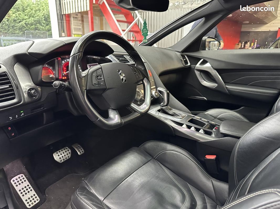 DS DS5 2.0 BlueHDi 16V 180 BV EAT6 BERLINE Sport Chic (image 25)