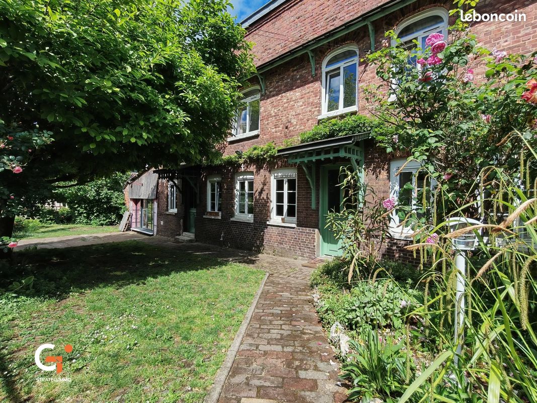 Maison 9 pièces 201 m² · à Déville-lès-Rouen · 201 m² · 399 000 €