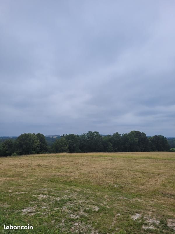 Terrain 1500 m² · à Saint-Méard-de-Drône · 21 000 €