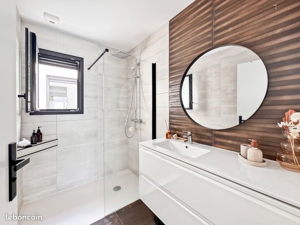 Maison 7 pièces 210 m² — 7
