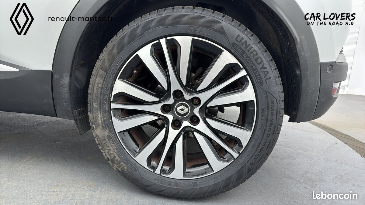 RENAULT Captur E-Tech 145 - 21B Initiale Paris (image 10)
