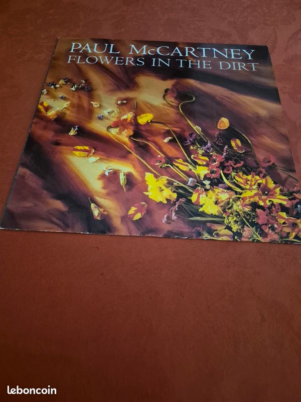 Vinyle 33 tours Paul Mc Cartney. Flowers in the Dirt (image 1)
