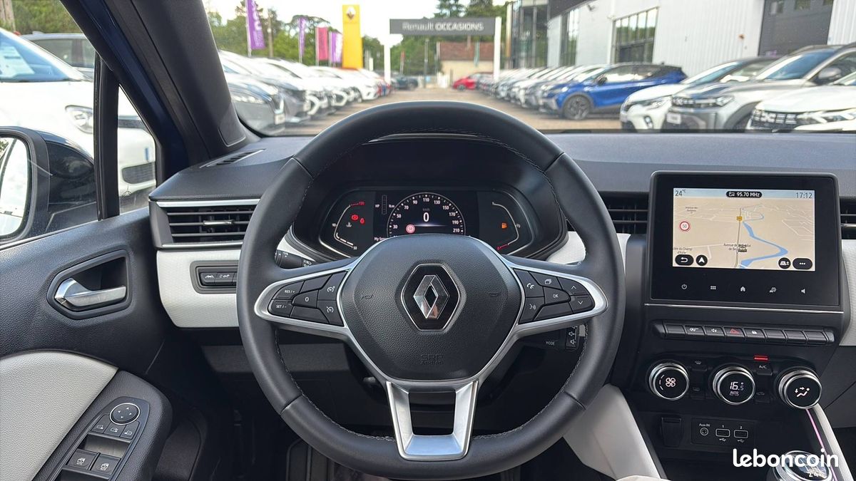 Renault clio tce 90 techno (image 15)
