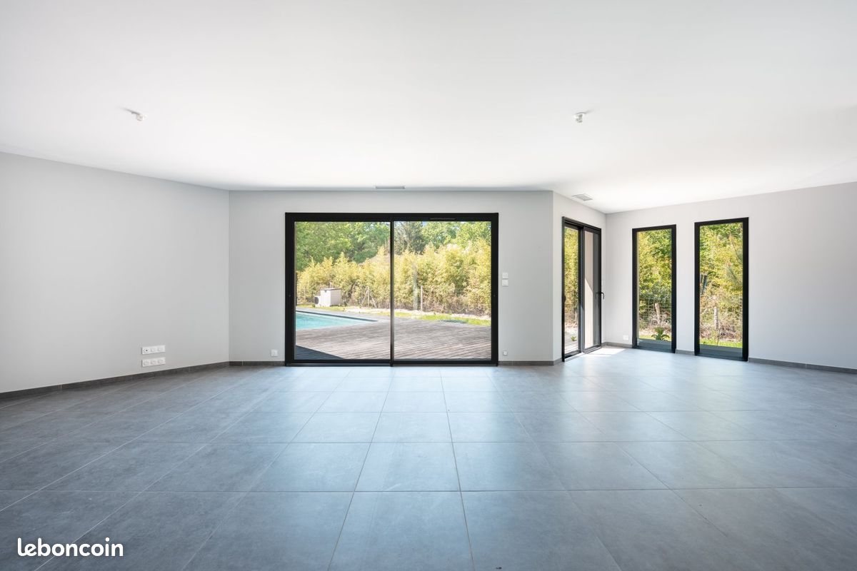 Maison 6 pièces 140 m² · à Saint-Aubin-de-Médoc · 140 m² · 620 070 €