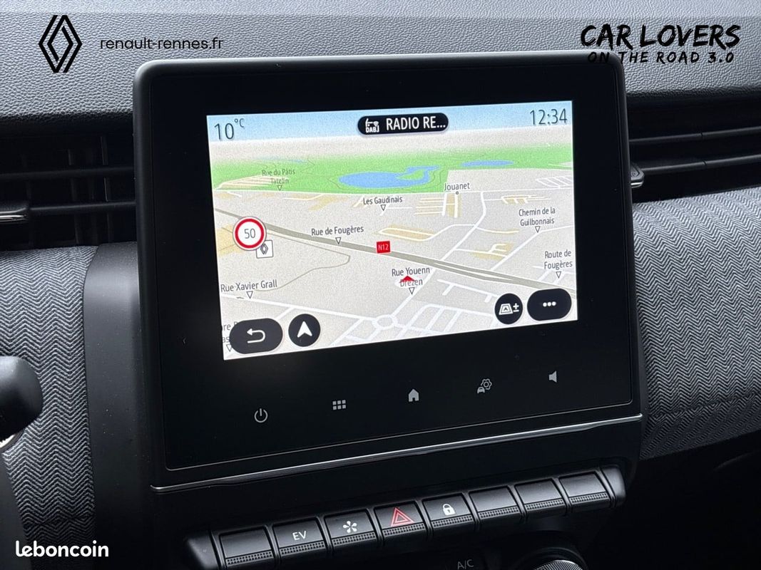 RENAULT Clio E-Tech full hybrid 145 ch GSR2 Techno (image 8)