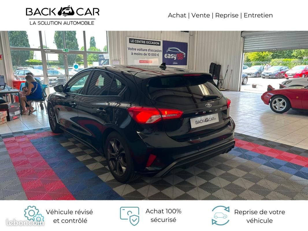 Ford Focus 1.0 EcoBoost 125 S&S ST Line (image 7)