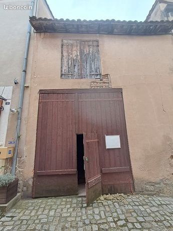 Grange 1 pièce 35 m²