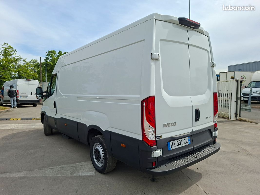 IVECO Daily 35S14V12 Natural Power 3.0L GNV Pack évolution Zéro kms (image 3)