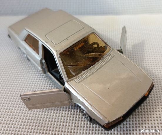 Peugeot 505 SR 1979 Norev - Miniature 1/43 Avec Figurine, Collection CEC Ref V3605