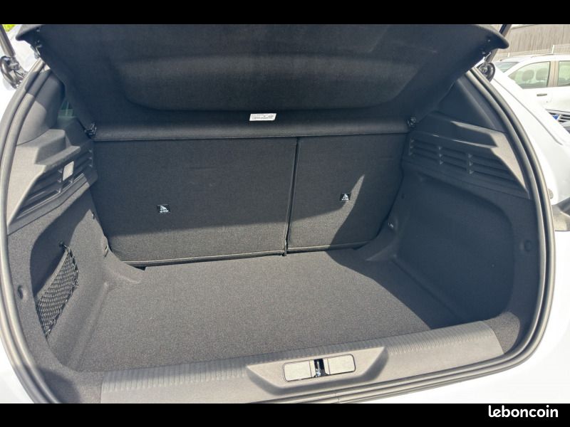 Peugeot 308 Hybrid 145 e-DCS6 Business (image 9)