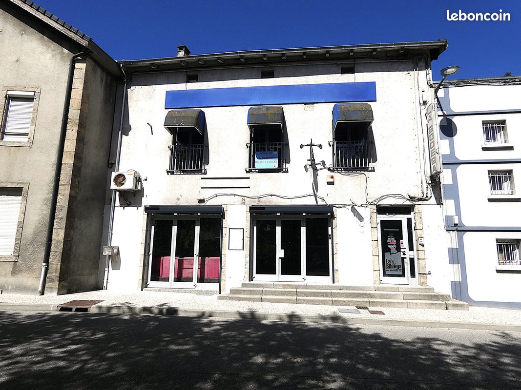Immeuble 10 pièces 470 m² · à Le Cheylard · 470 m² · 240 000 €