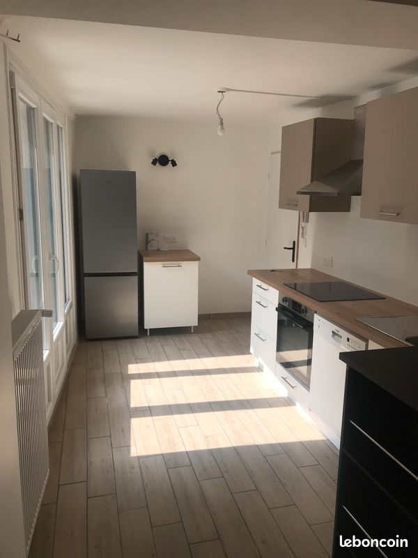 Appartement 3 pièces 63 m² · à Amiens · 63 m² · 860 €