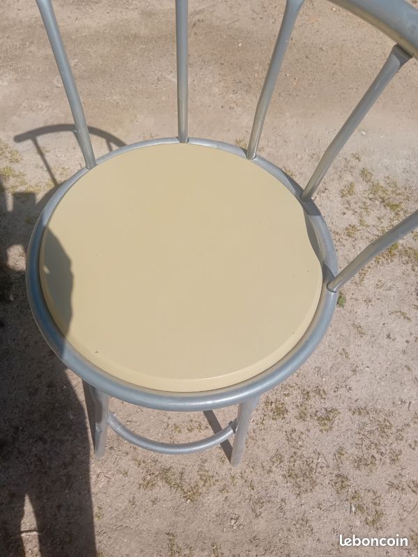 Tabouret de bar (image 1)
