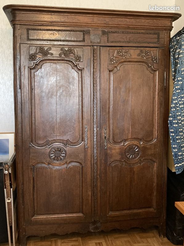 Armoire normande ancienne (image 1)