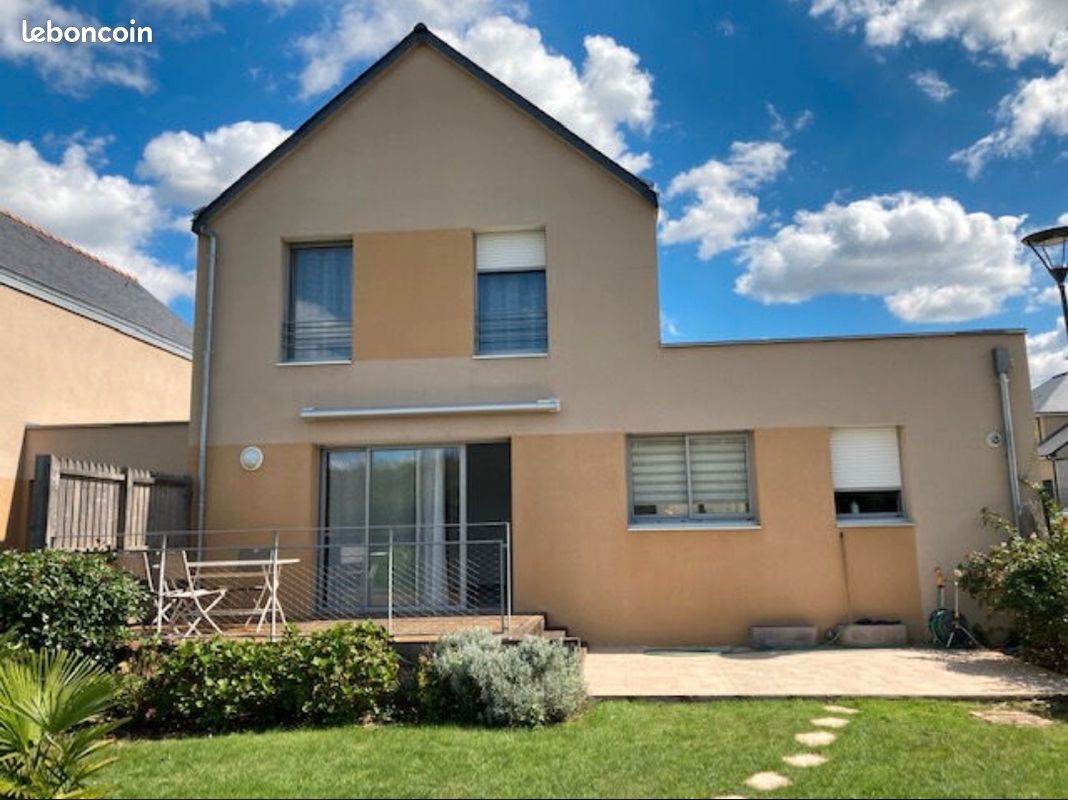Maison 5 pièces 110 m² · à Avrillé · 110 m² · 1 380 €/mois