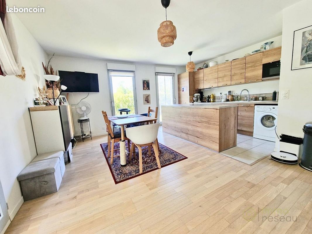 Appartement 4 pièces 85 m² · à Ormesson-sur-Marne · 85 m² · 330 000 €