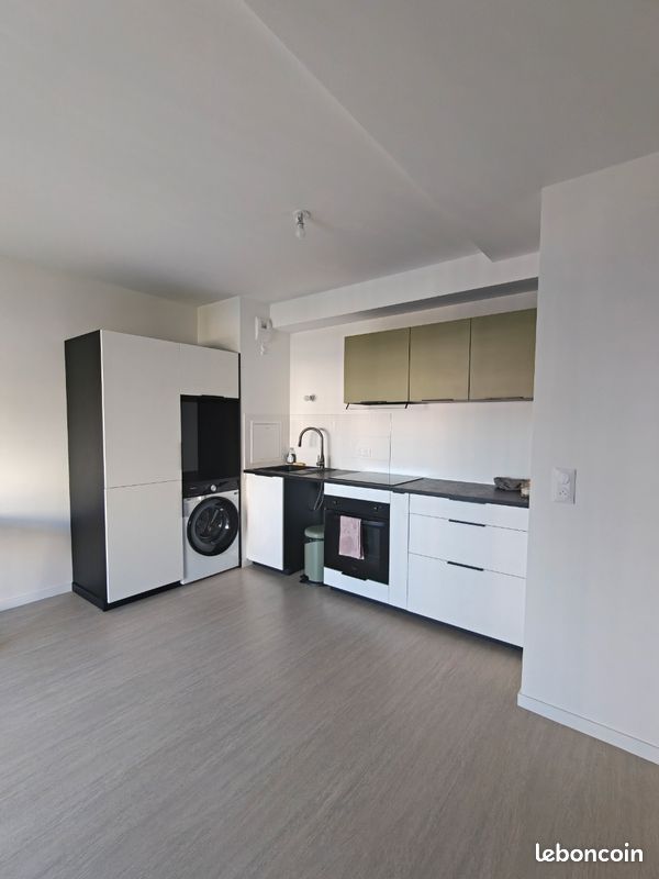 Appartement 2 pièces 48 m² · à Clichy-sous-Bois · 47,7 m² · 175 000 €