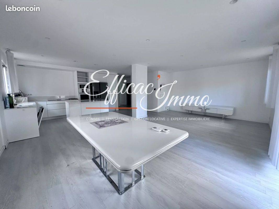 Appartement 5 pièces 155 m² · à Perpignan · 155 m² · 150 000 €