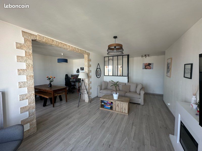 Appartement 5 pièces 93 m² · à Villars · 93 m² · 113 000 €