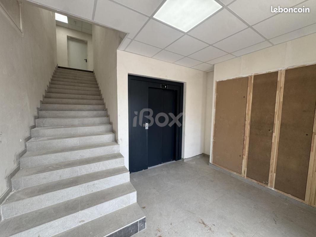 Bureaux 70 m² (image 6)