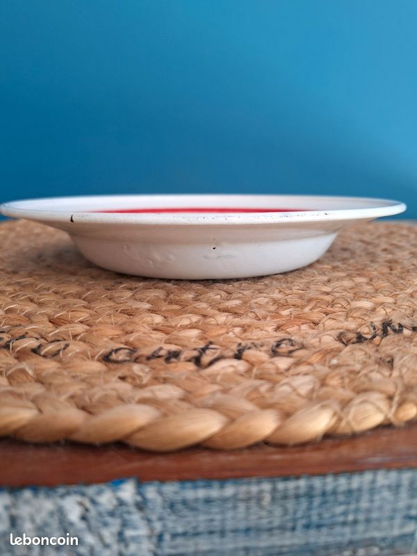 Assiette creuse métal émaillé (image 7)