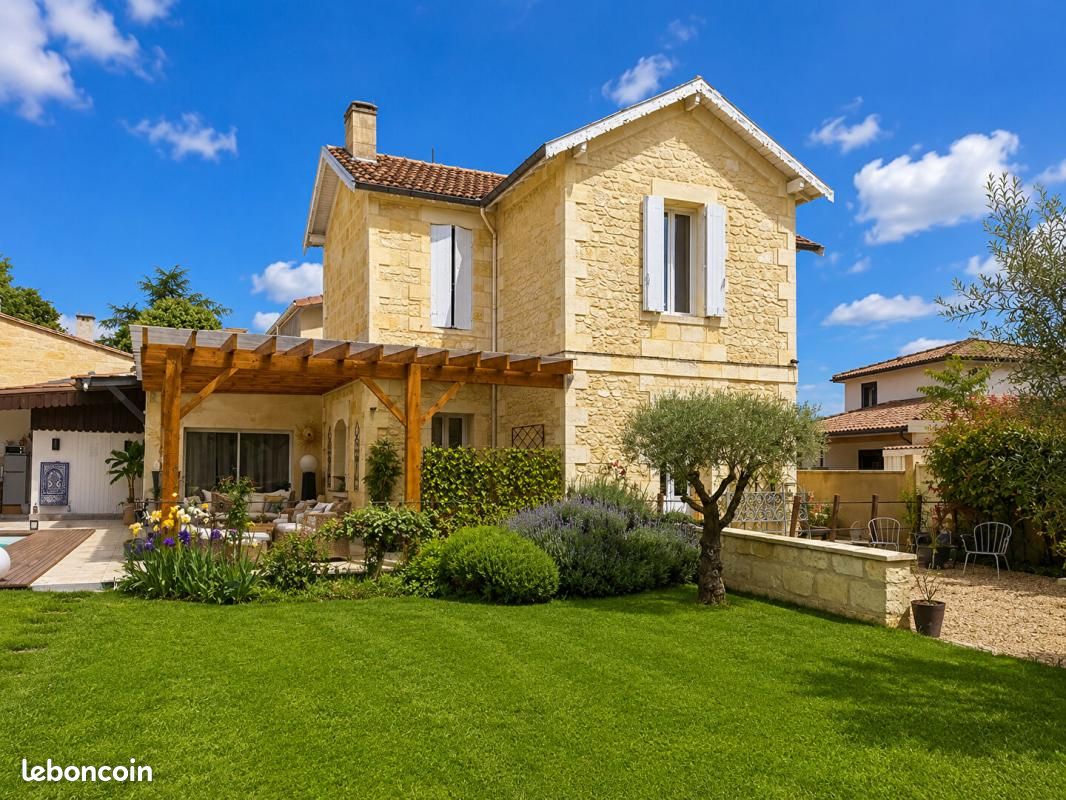 Maison 8 pièces 160 m² · à Libourne · 160 m² · 550 000 €