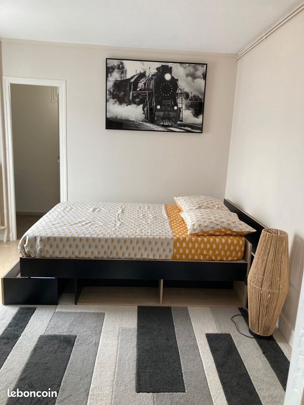 Appartement 1 pièce 32 m² · à Châteauroux · 32 m² · 525 €