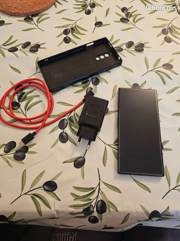 Redmagic 8s pro 16 go/512 (image 3)