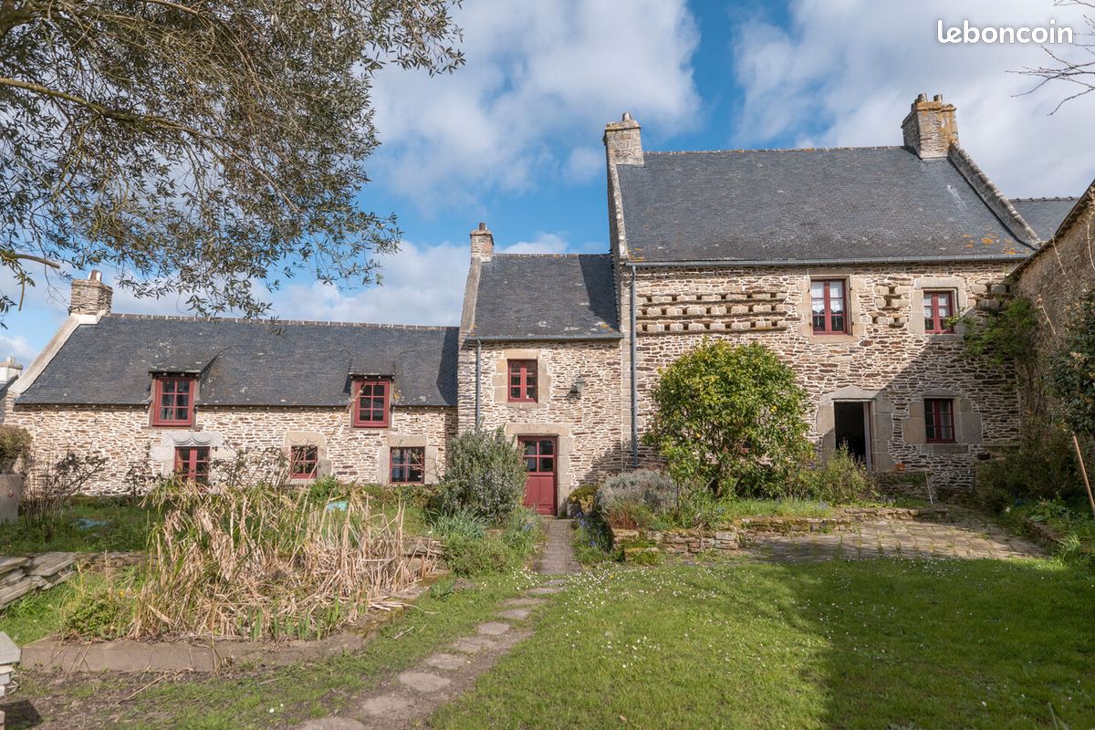 Maison 7 pièces 177 m² · à Sarzeau · 177 m² · 819 000 €
