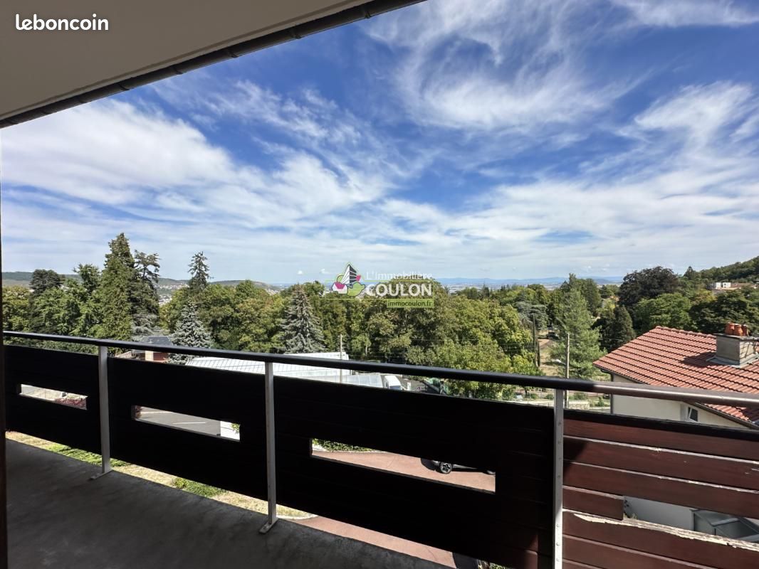 Appartement 3 pièces 87 m² · à Royat · 87 m² · 950 €/mois