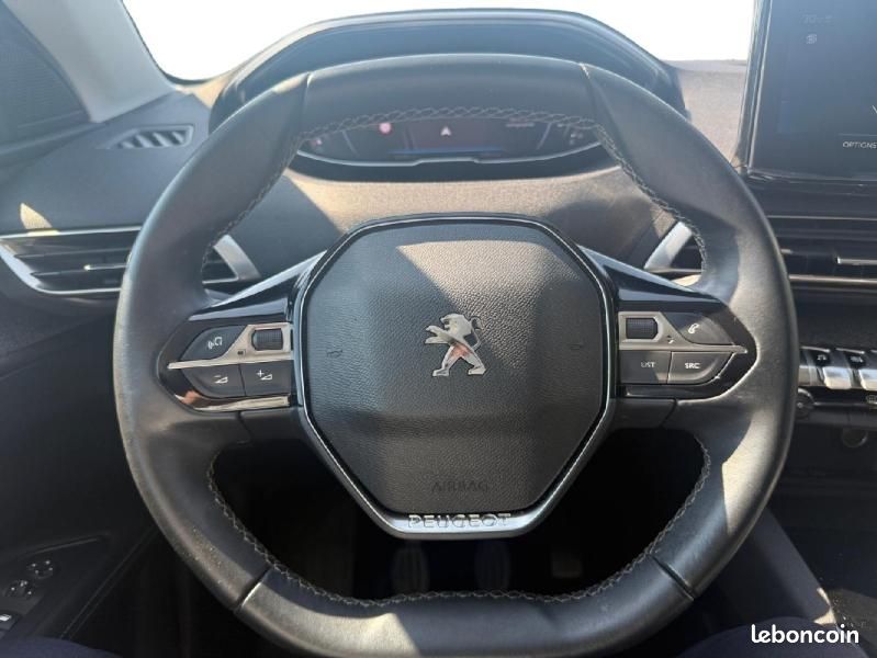 Peugeot 3008 1.5 BlueHDi 130ch S&S Allure Pack (image 12)