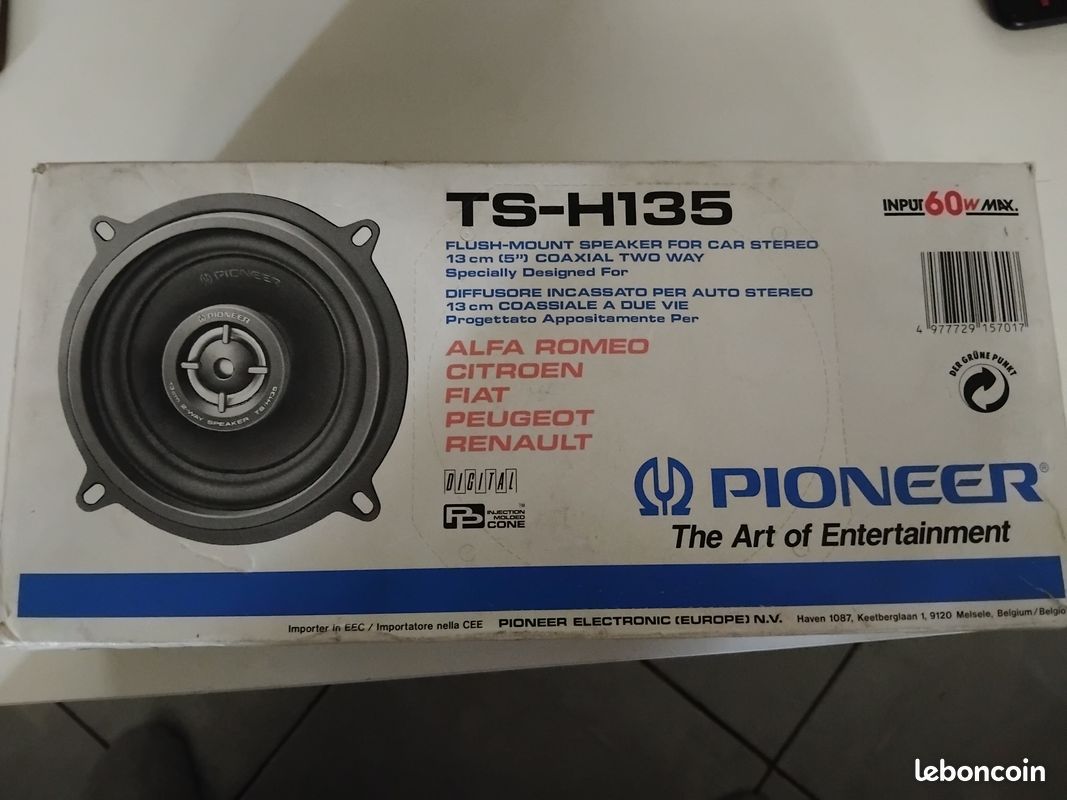 Enceinte voiture (image 1)
