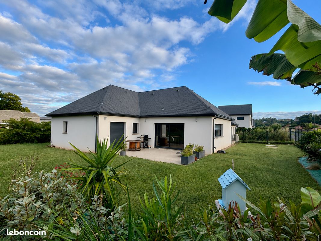 Maison 4 pièces 122 m² · à Lescar · 122 m² · 438 000 €