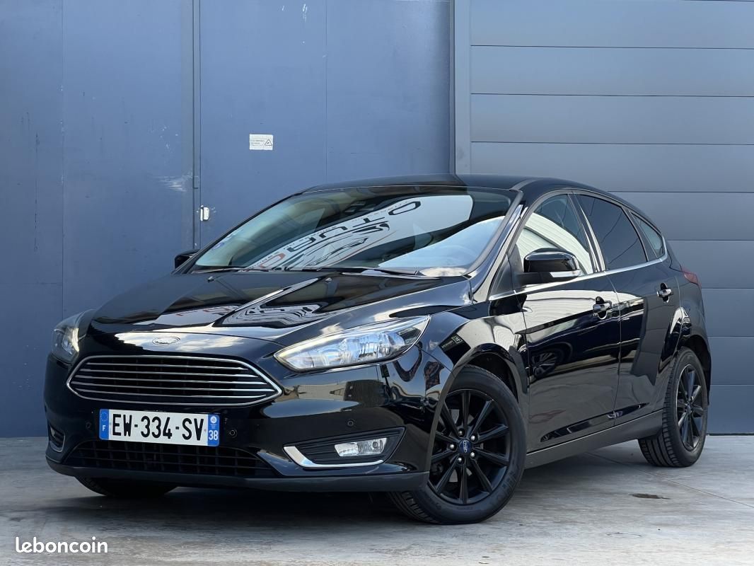 Ford Focus 1.0 EcoBoost 125 S&S Titanium / CAMERA KEYLESS DETECT ANGLE MORTS (image 1)