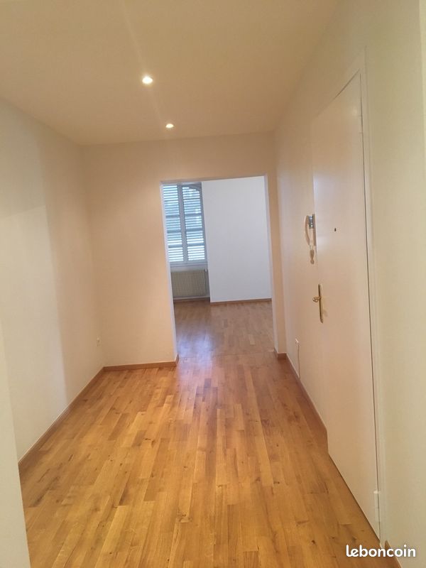 Appartement 3 pièces 135 m² · à Strasbourg · 135 m² · 2 100 €