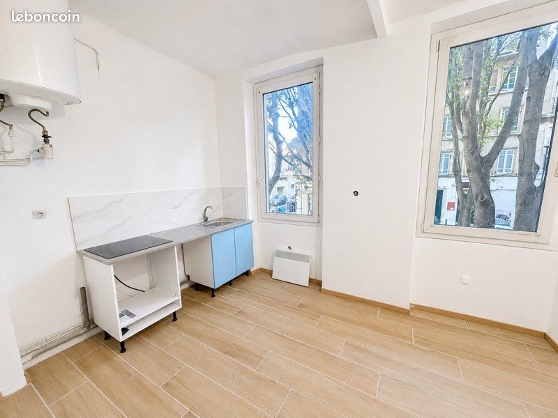 Appartement 2 pièces 27 m² · à Marseille · 27 m² · 720 €