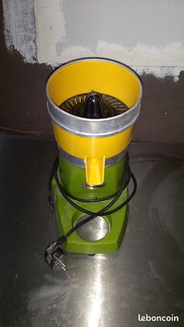 Presse agrumes électrique professionnel - 230 V - BJ240G