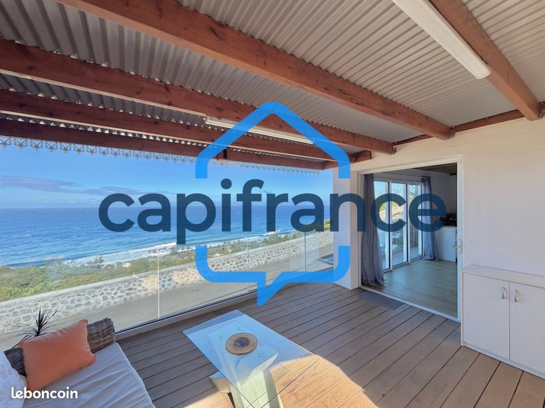 Maison 4 pièces 113 m² · à Petite-Île · 113 m² · 469 000 €