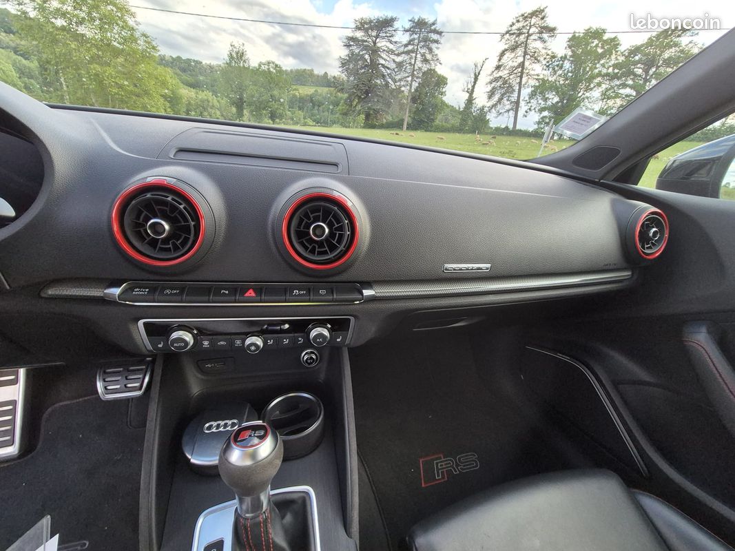 AUDI RS3 Sportback 2.5 TFSI 400 ch Quattro S tronic 7 (image 8)
