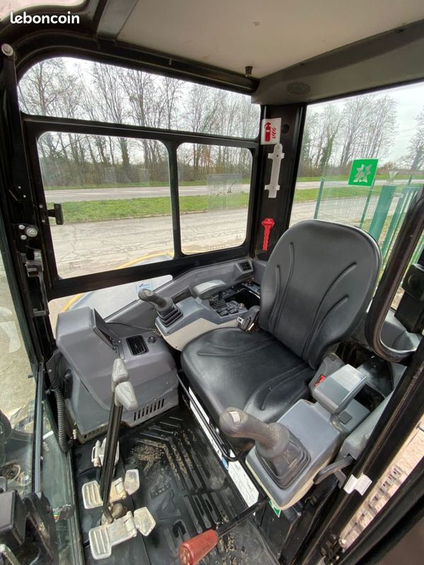 Sany SY50U (image 9)